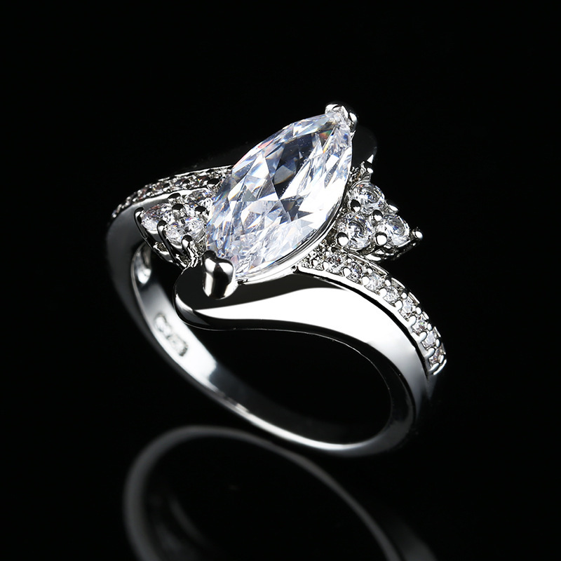 Fashionable ring