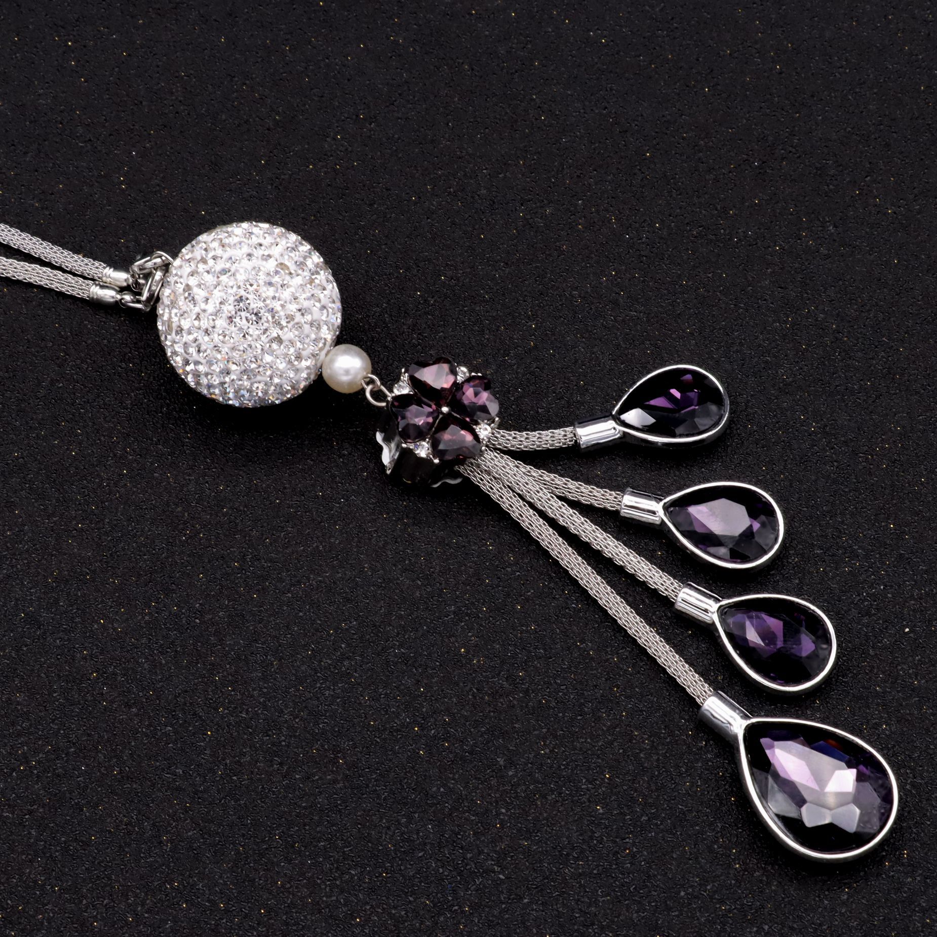 Car rearview mirror pendant metal pendant car Crystal Diamond Ball interior pendant car decoration rhinestone pendant ornaments