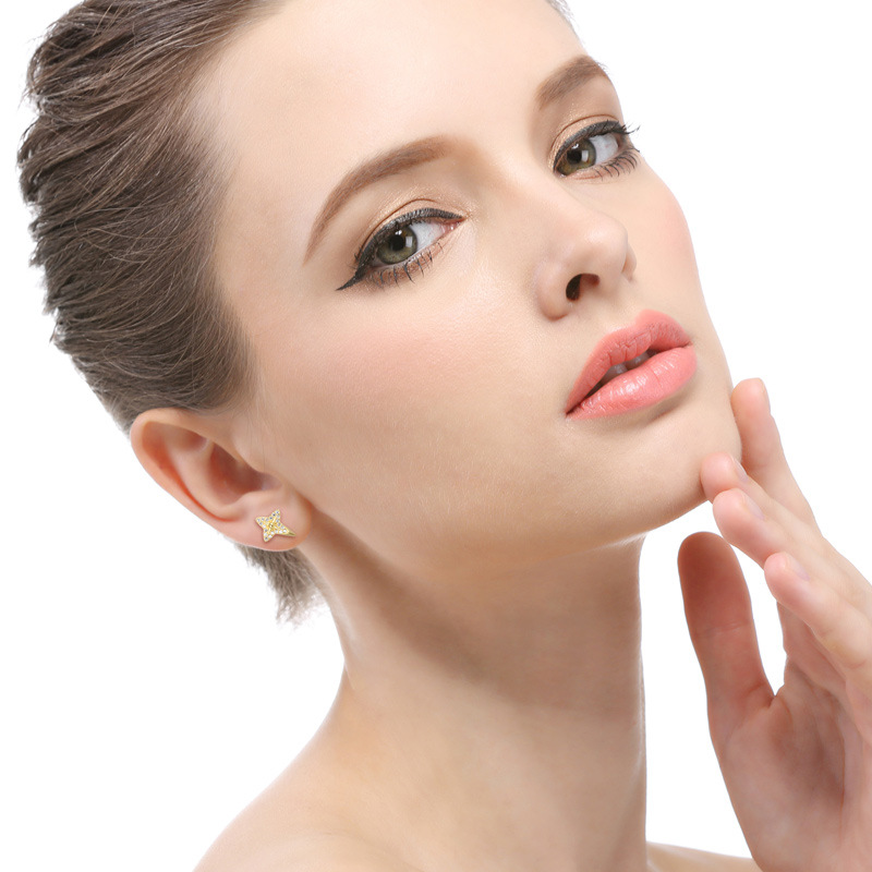 Corea del Sur Dongdaemun s925 pendientes de plata de las mujeres pendientes de la Cruz de lujo chapado en oro pendientes de diamantes de moda al por mayor