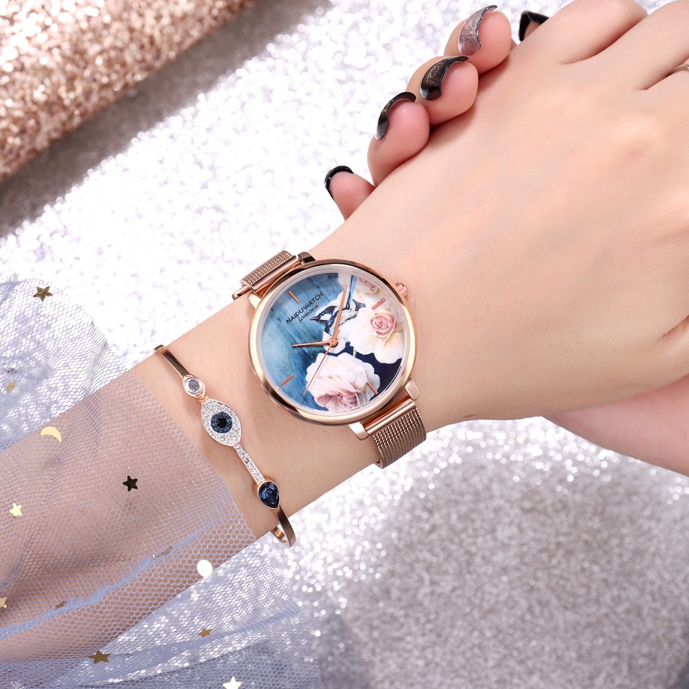 Gedruckter Instagram-Schlichter und modischer Stil Student Quarz Mode Aktivität Schnalle Damenuhr Trend_voghion.com