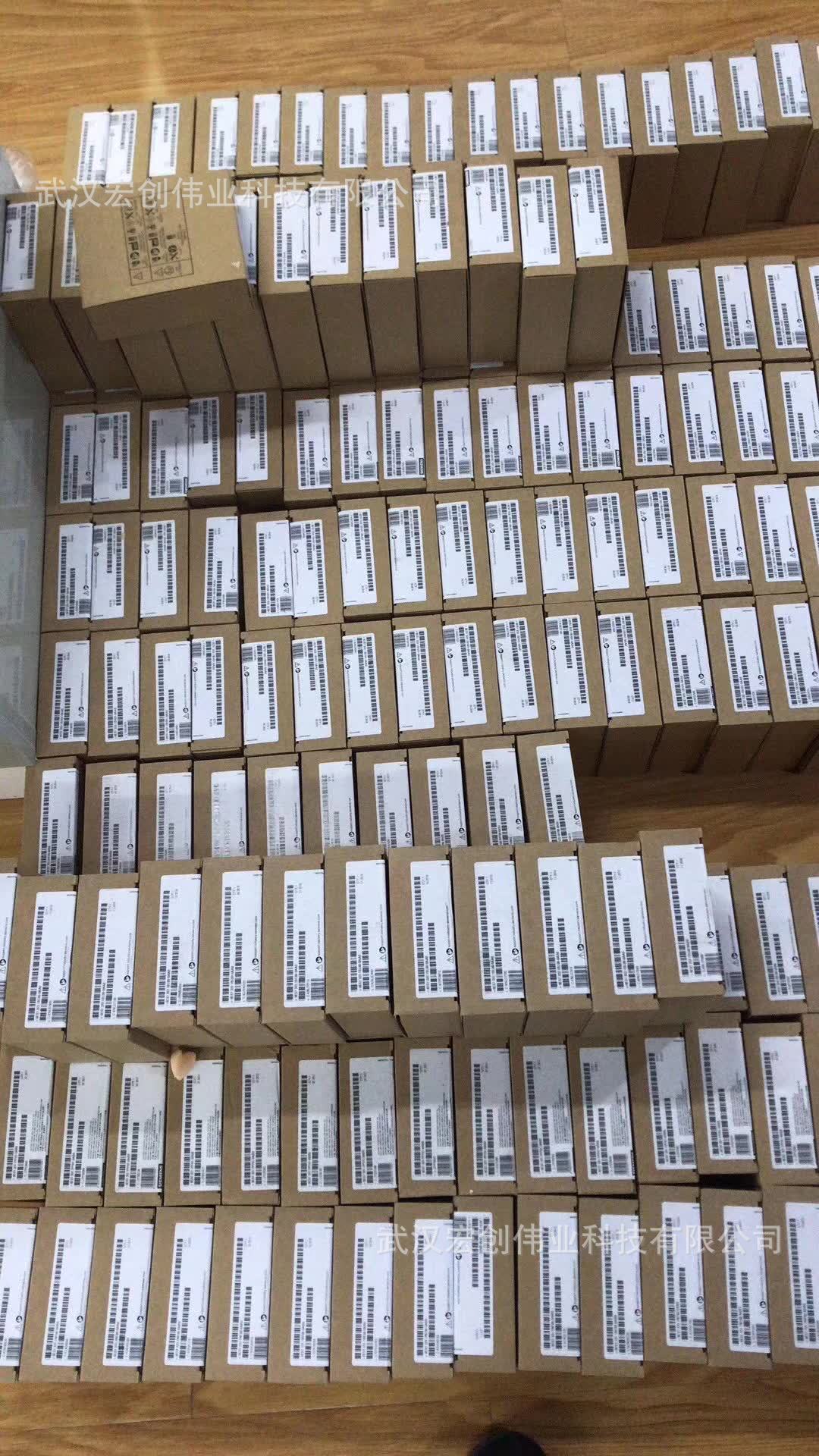 6ES7321-1BH02-4AA1 SM321数字量模块带连接器 6ES73211BH024AA1