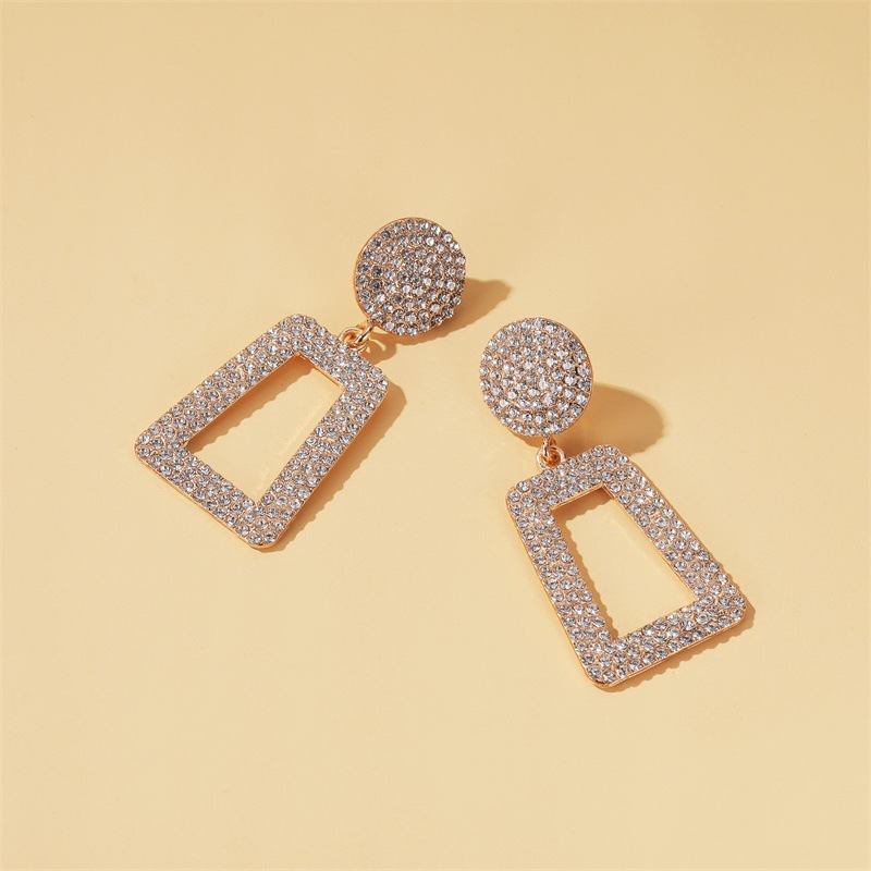 New Earrings Temperament Long Section Flash Diamond Geometric Earrings Exaggerated Wind Diamond Square Hollow Earrings Wholesale Nihaojewelry display picture 4