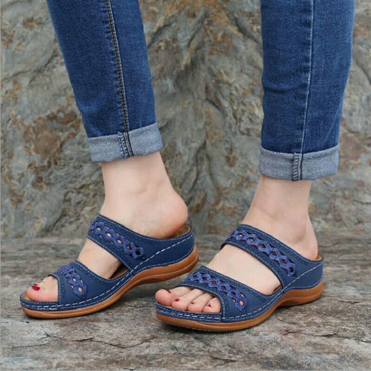 In-Stock Large Size Casual Sandals for Women, New European and American Style Embroidered Thick-Soled Slide Sandals, Amazon Wedge Sandals