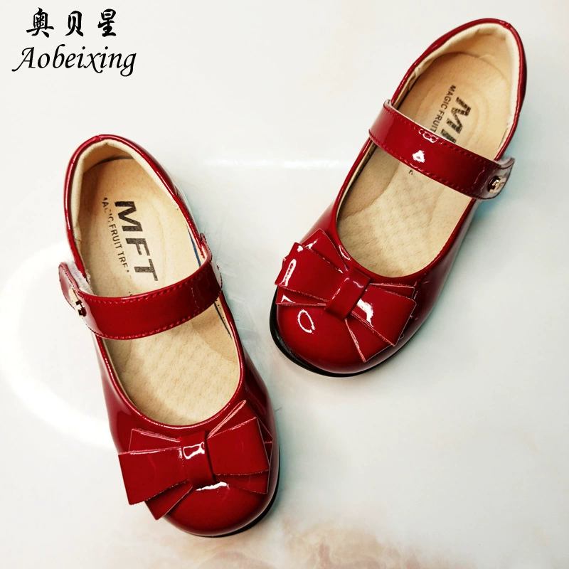 Детские кожаные туфли для девочек 2025: весенние туфли принцессы, кожаные туфли для детей, туфли-балетки, туфли для маленьких принцесс, школьные туфли для выступлений, мягкая подошва, детские туфли для малышей