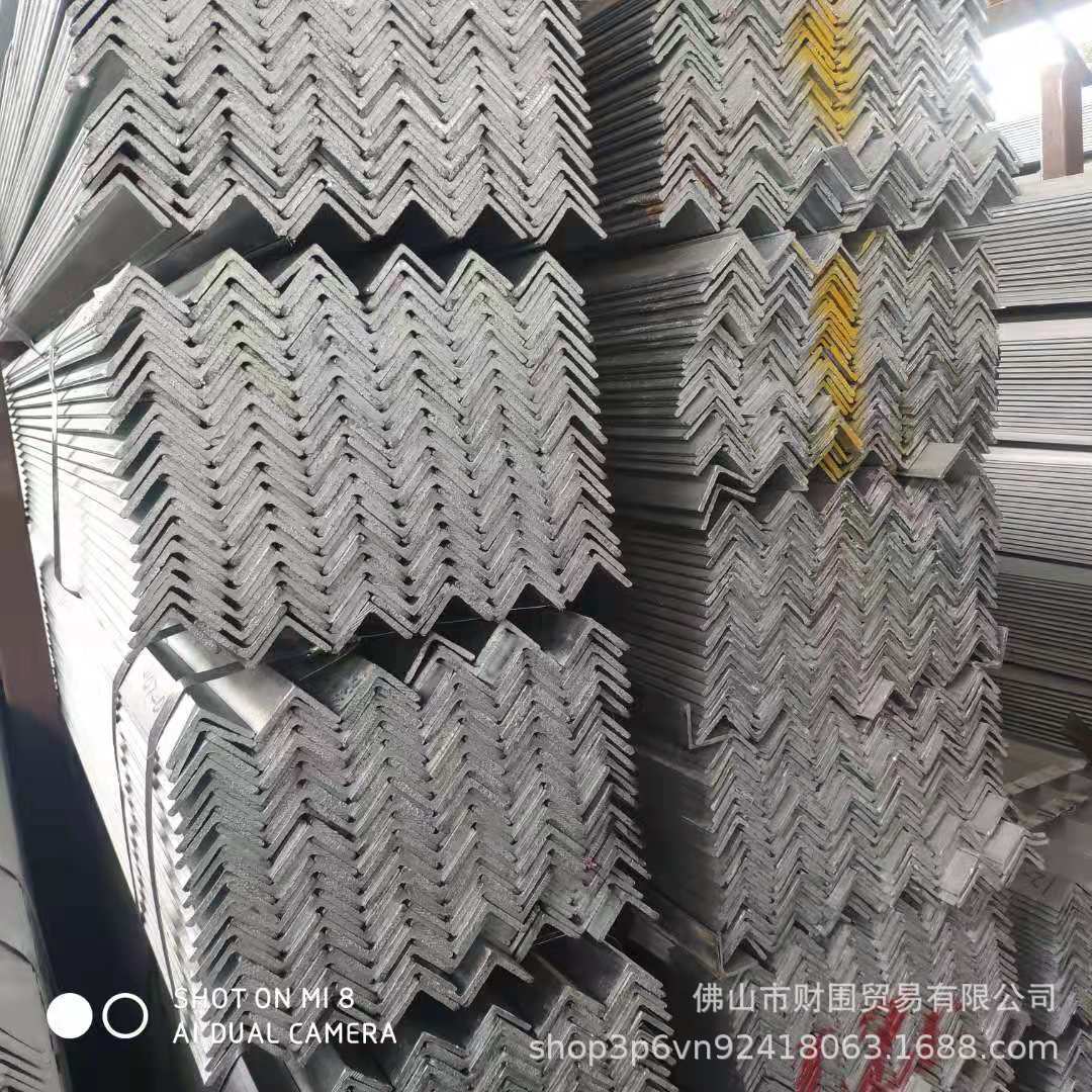 现货销售 唐钢Q235B材质镀锌角钢 热浸锌角钢 规格齐全 下单从优