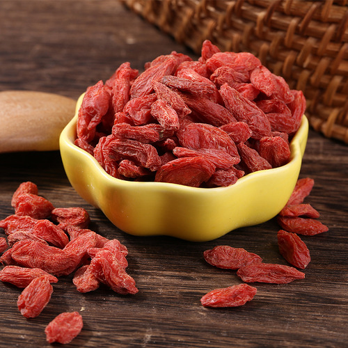 Wholesale factory supply Ningxia Zhongning big goji berries, medicinal and edible, low temperature baking bulk goji berries large grains
