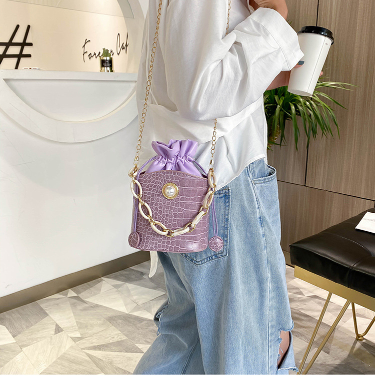 New Trendy Fashion All-match Portable Bucket Bag display picture 41
