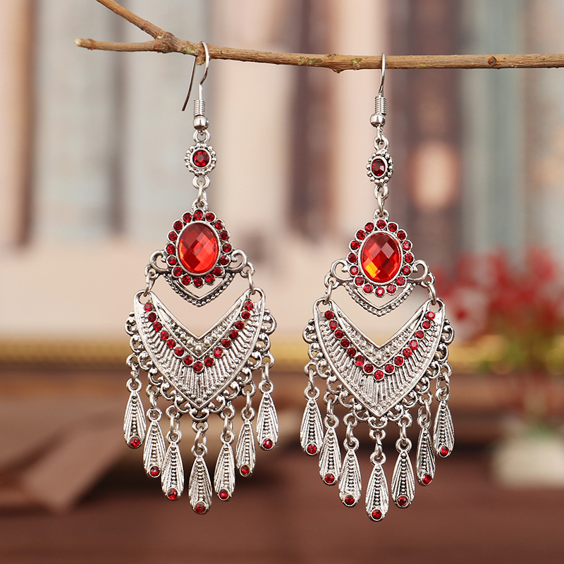 Vintage Multi-layer Hollow Geometric Inlaid Glass Retro Earrings Wholesale display picture 2