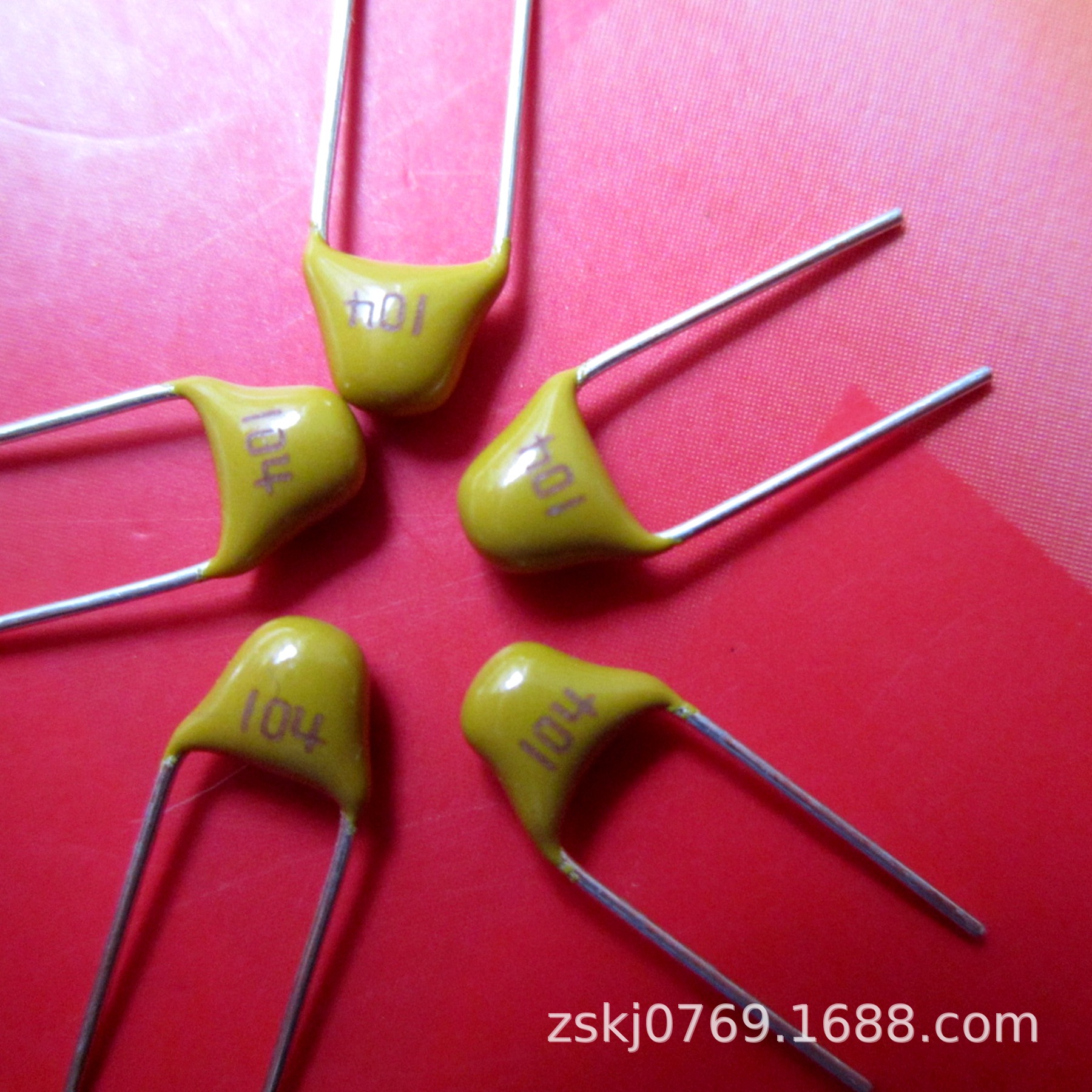 厂家直销独石电容103K 50V可加长脚