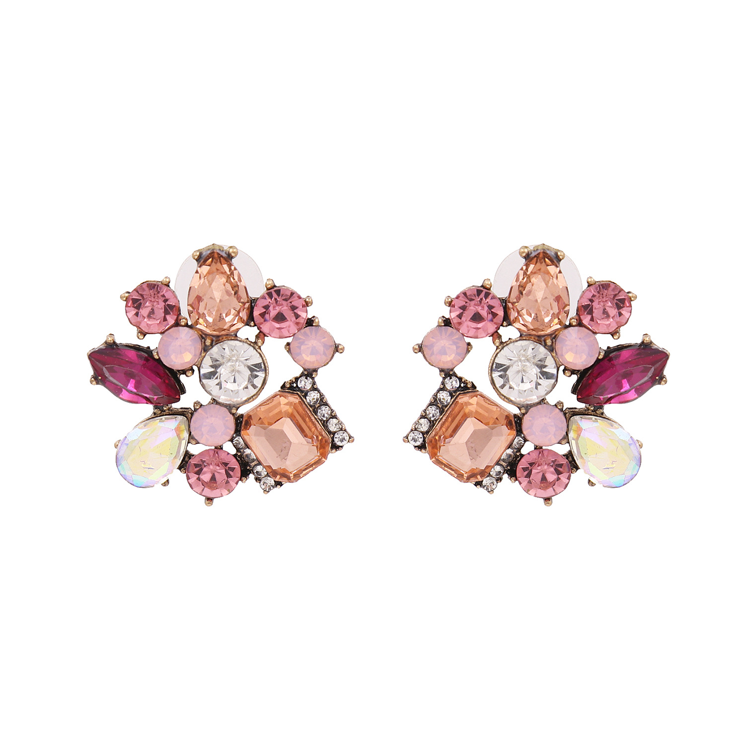 Exaggerated Geometric Earrings New Retro Color Crystal Square Earrings Wholesale Nihaojewelry display picture 9