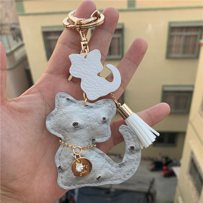 Couple cartoon keychain female cute ins Internet celebrity same key chain Lucky Cat car key pendant gift