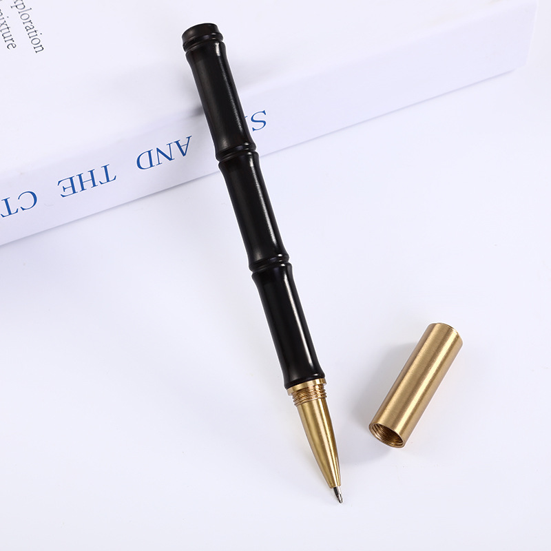 Fábrica al por mayor de bambú de latón pluma de madera letras de metal firma pluma de sándalo pluma de regalo creativo