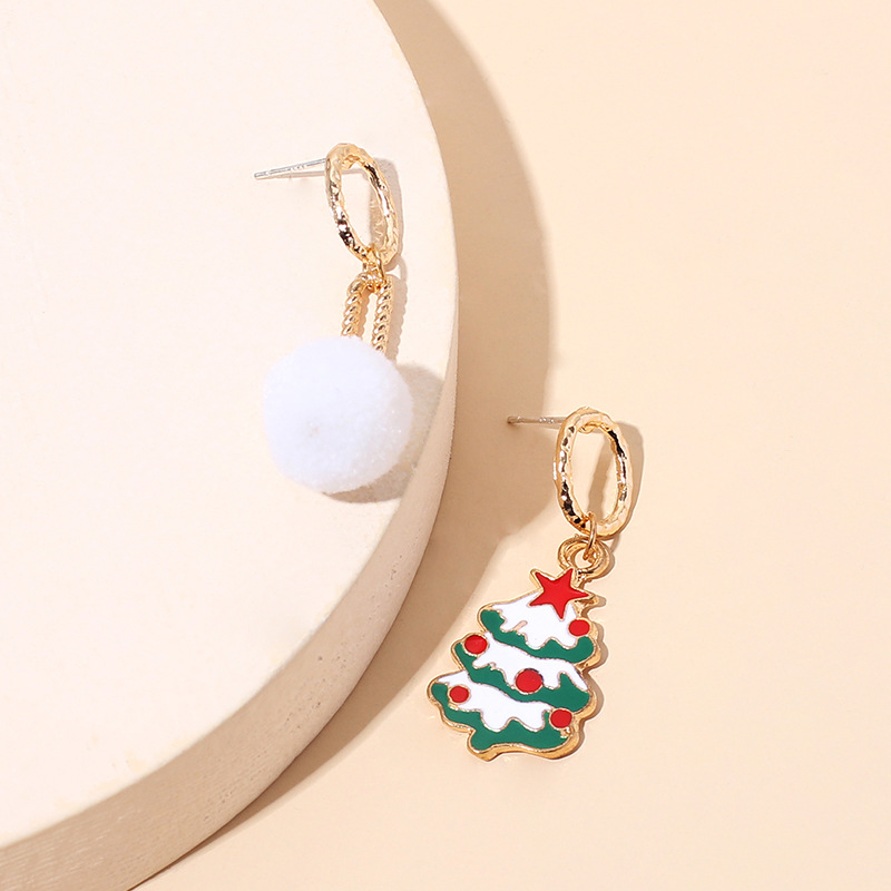 7g Weight Earrings Classification Wedding, Travel, Birthday, Festival Occasion Women'S Gender Fashion Style Asymmetrical Fur Ball Christmas Tassel Retro Earrings 9