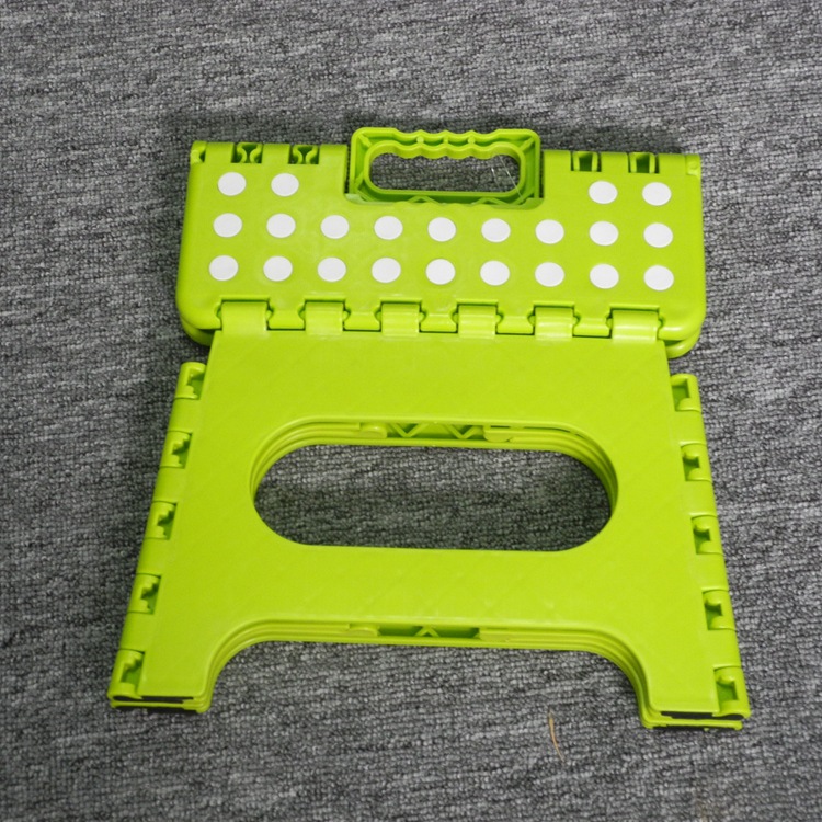 厂家加工定制加厚22cm圆点高质量高强度环保塑料便携式折叠凳