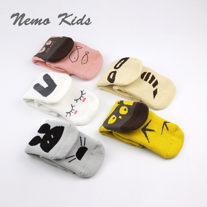 Otoño e Invierno Terry engrosada boca suelta calcetines para bebés calcetines para niños algodón peinado Calcetines antideslizantes de dibujos animados