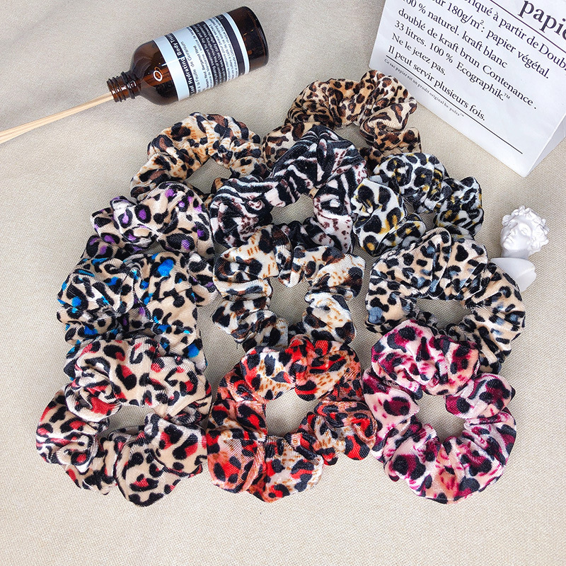 Leopard Print Hair Scrunchies display picture 1