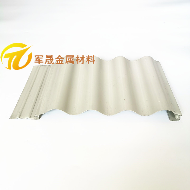 厂家现货直销 0.6mm310型压型隐藏式墙面板 防水抗风波纹装饰板