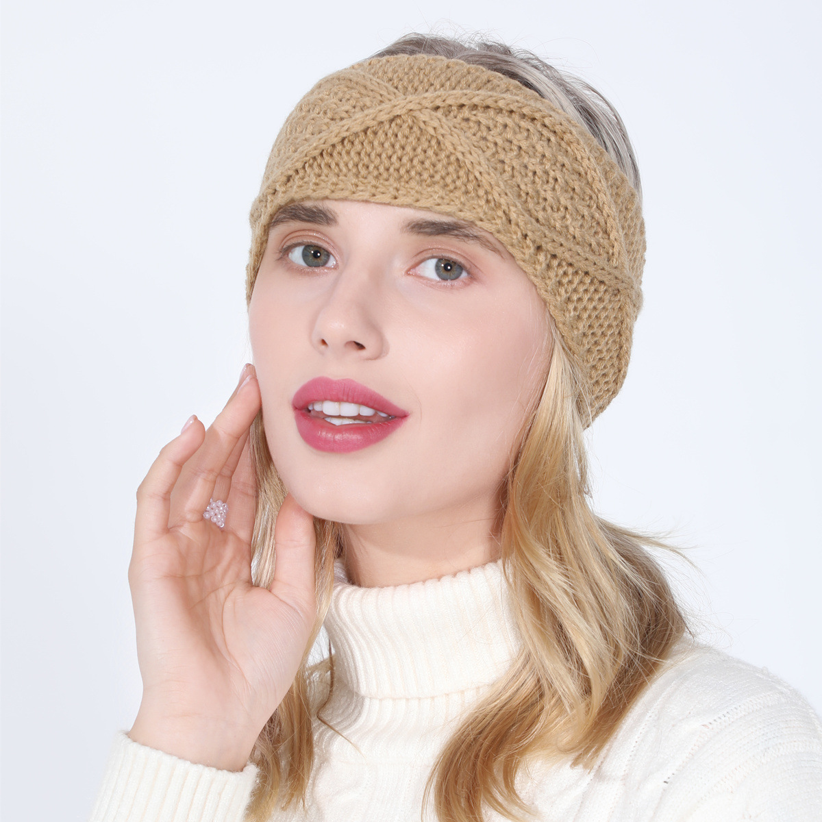 New Autumn and Winter Women's Knitted Face Wash Headcover with Woolen Hairband Aran Diamond High ponytail Hat_voghion.com