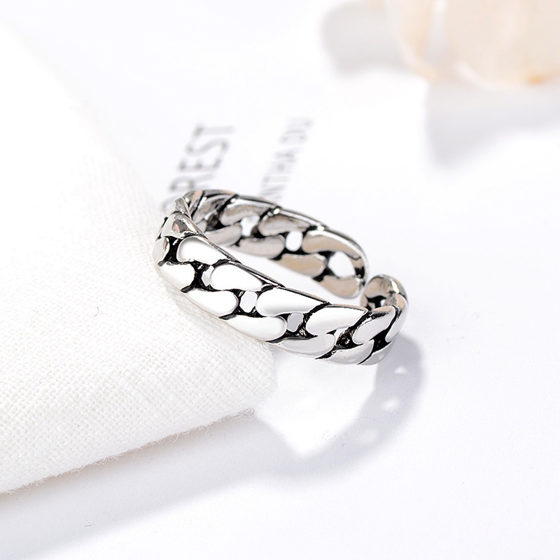 S925 Sterling Silber Retro Thai Silber Stil Einfache Kette Twist Open Ring display picture 2