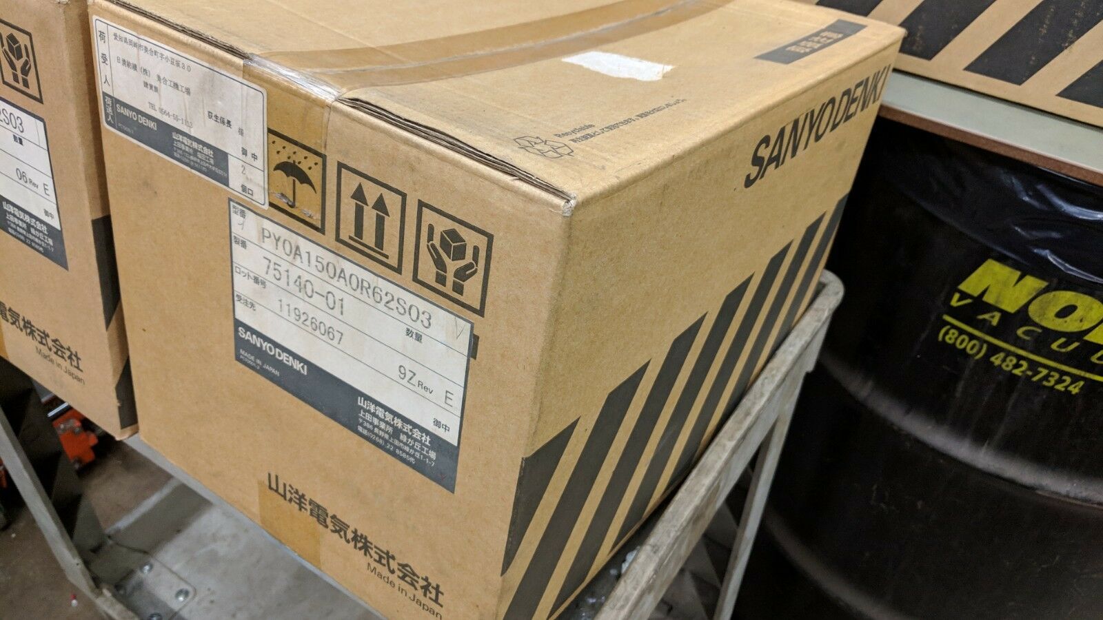 三洋RS2A01A0KA5  RS2A01A2PA5D00原装伺服驱动器 议价出售