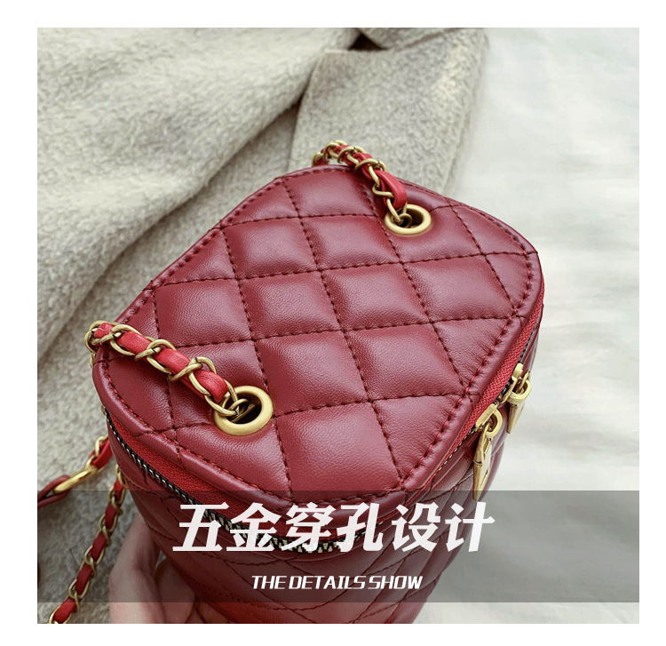 Small Fragrant Rhombus Chain Messenger Pouch Female New Shoulder Bag Square Box Bag display picture 14