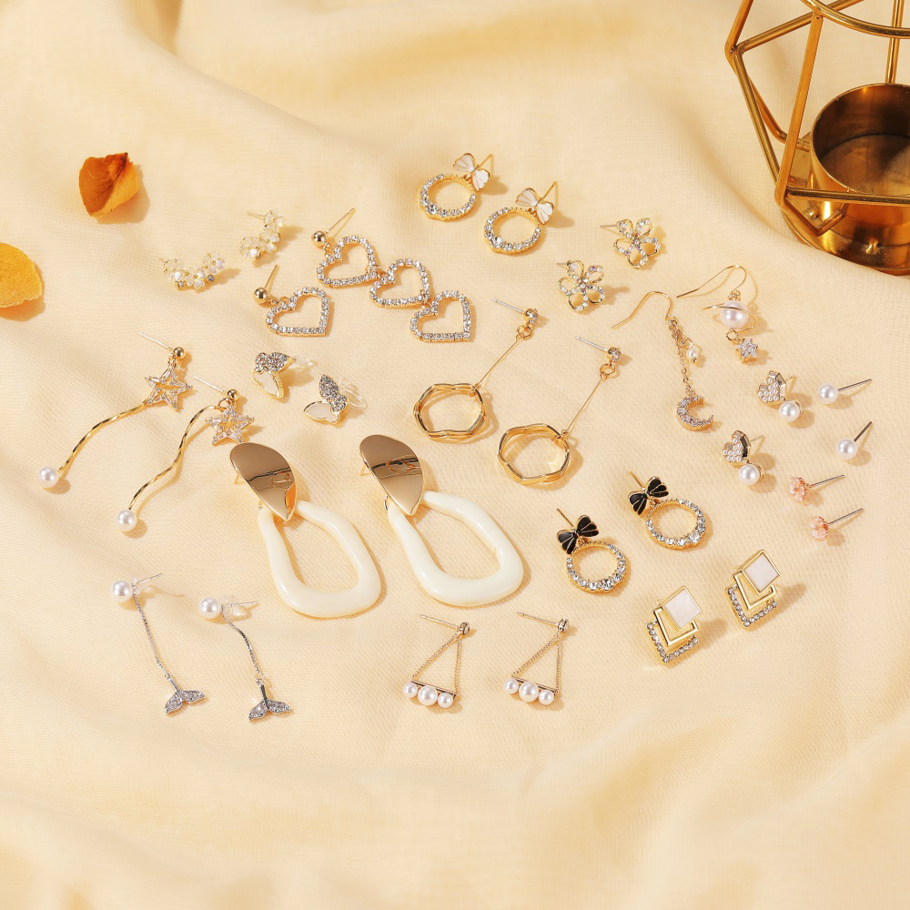 S925 Argent Aiguille Simple Boucles D&#39;oreilles D&#39;opale Géométrique Doux Gland Boucles D&#39;oreilles Hypoallergéniques En Gros Nihaojewelry display picture 3