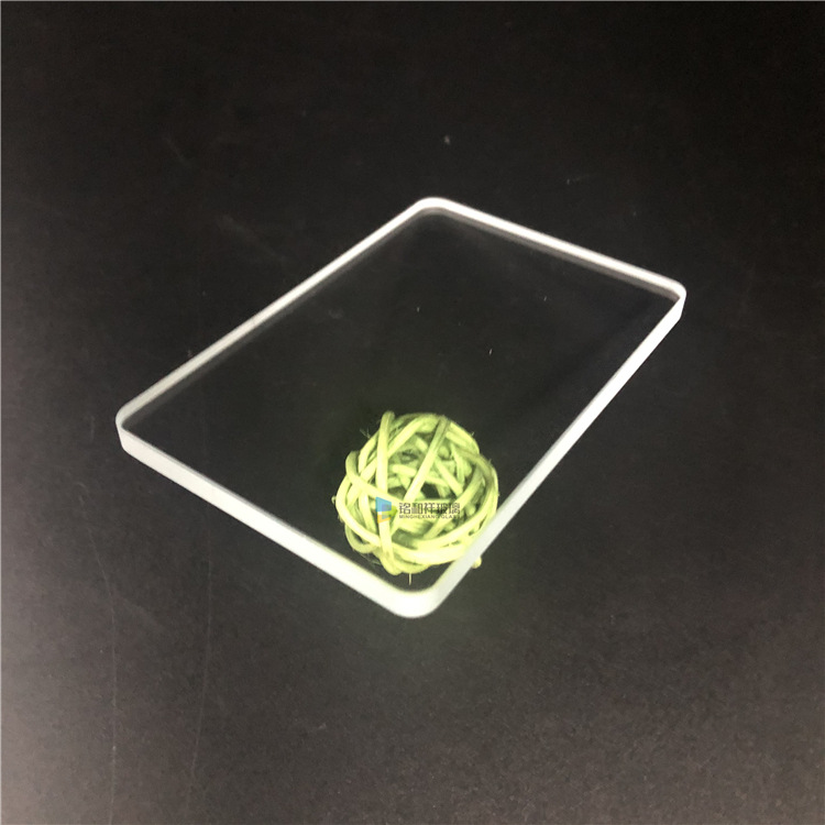 专业生产小玻璃 白玻璃 超白玻璃 高透玻璃 钢化丝印镀膜等加工