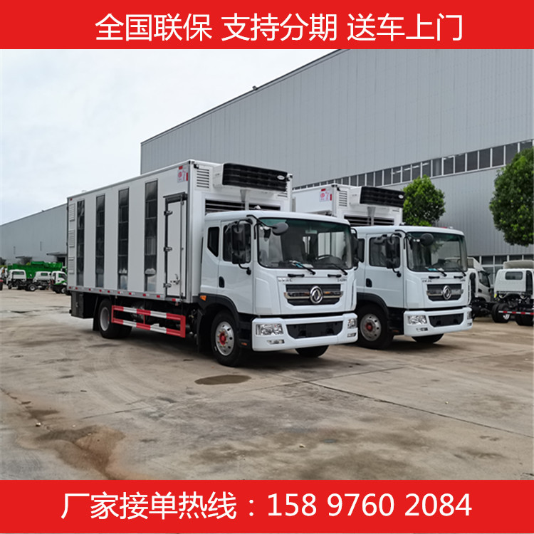 東風多利卡D9運豬車