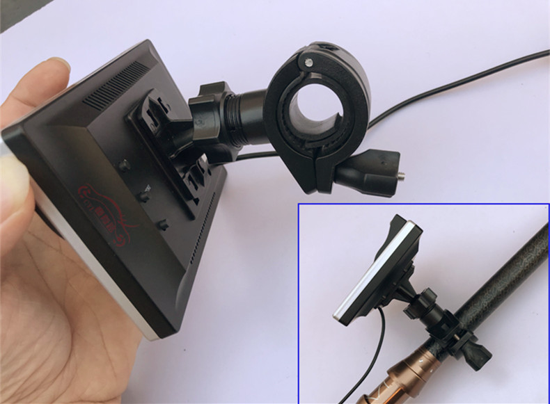 Cross-border high-definition 5-inch car display two-way input reversing priority reversing image display rear view system