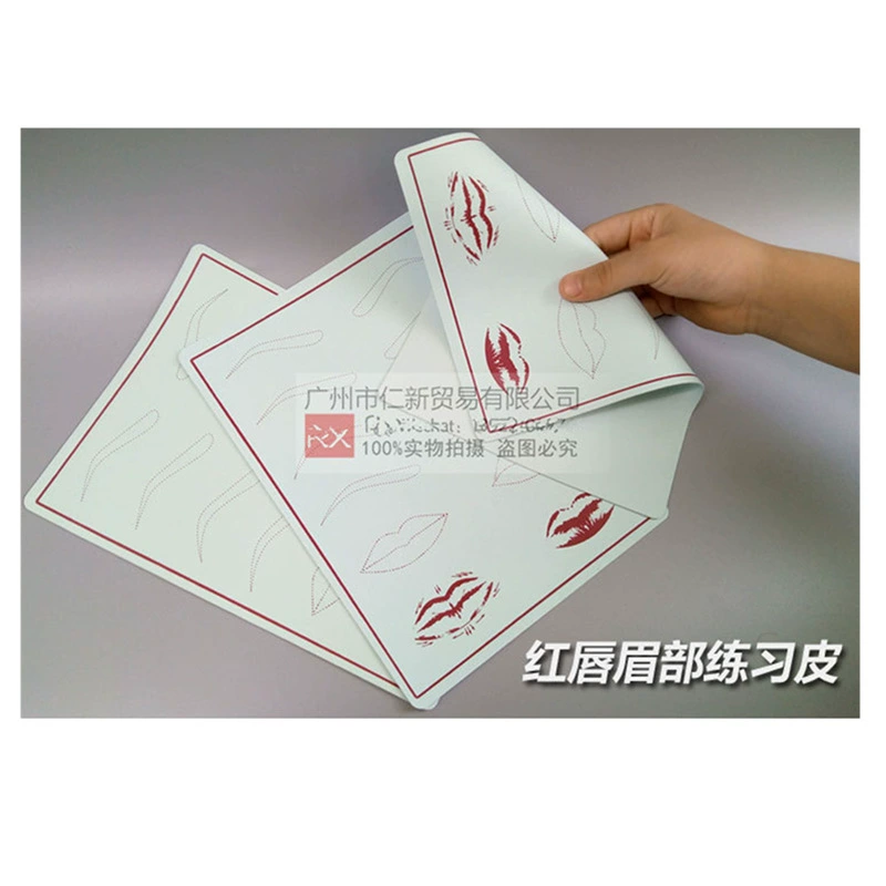 Silicone three dimensional skin for tattoo practice for eyelids, in 3d format