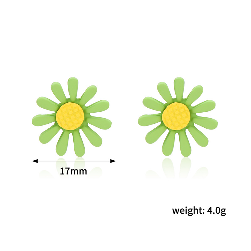 Personality Mori Sunflower Daisy Earrings Small Flower Petals Sweet Temperament Korean Wild Earrings Wholesale Nihaojewelry display picture 1