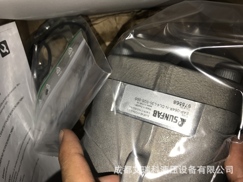 瑞典SUNFAB胜凡柱塞泵SAP064R-N-DL4-L35-S0S-000 供水泥厂用
