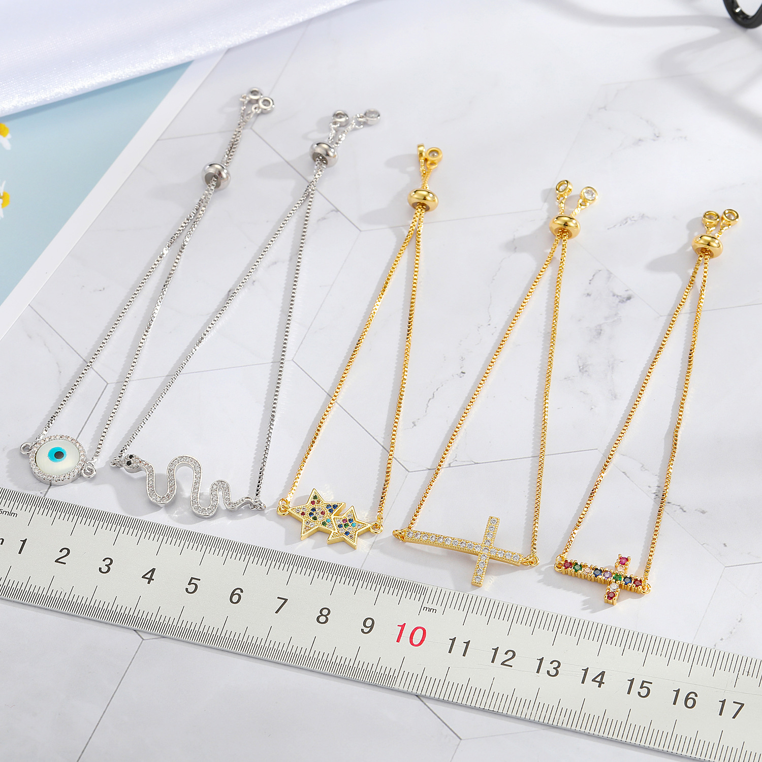 10g Weight No Inlaid Inlay Material Bracelets Classification Wedding, Travel, Birthday, Festival Occasion Alloy Material Geometric Pattern Women'S Gender White, Silver Color Geometric No Inlaid Alloy Chain & Link Bracelets Wholesale 3