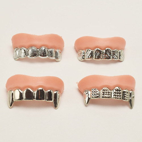 Halloween costume props, electroplated gold and silver dentures, simulated zombie dentures, funny trick braces, trick toys