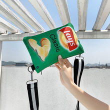 斜挎包女2021新款潮韓版創意單肩包搞怪小包個性薯片包寬帶帆布包