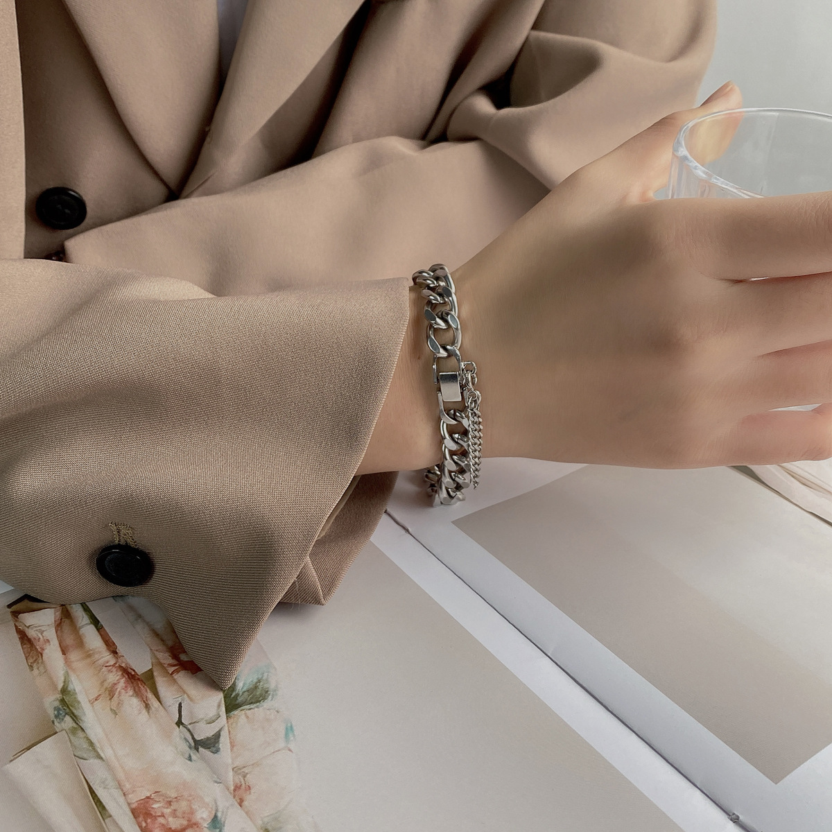 48a3c7beec34a1681e3b9afbd5396f