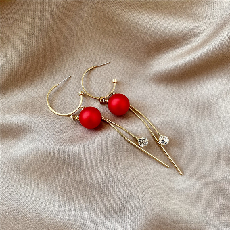 Fashion Inlaid Red Pearl Long Tassel Alloy Drop Earrings Wholesale display picture 2