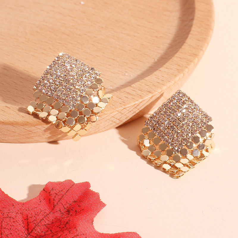 5g Weight Earrings Classification Fashion Retro Geometric Full Diamond Square Copper Earrings For Women
