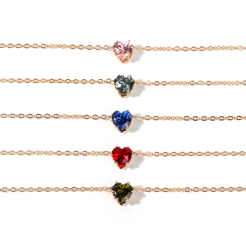 New Products Simple Alloy Chain Crystal Necklace Color Fashion Heart-shaped Zircon Clavicle Chain Wholesale Nihaojewelry display picture 3