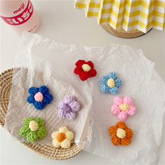 Cute puff wool colorful small red flower brooch girl heart wool flower bag pendant clothes accessories for women