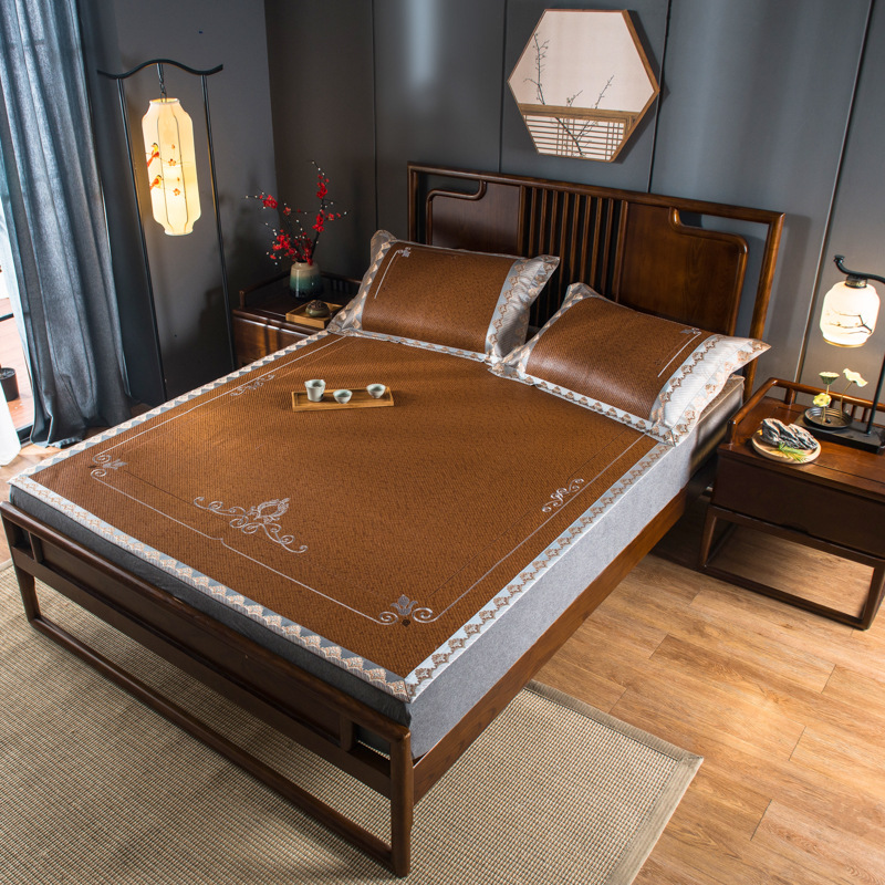 壹件代發夏季涼席冰絲席繡花藤席空調席可折疊高檔禮品批發