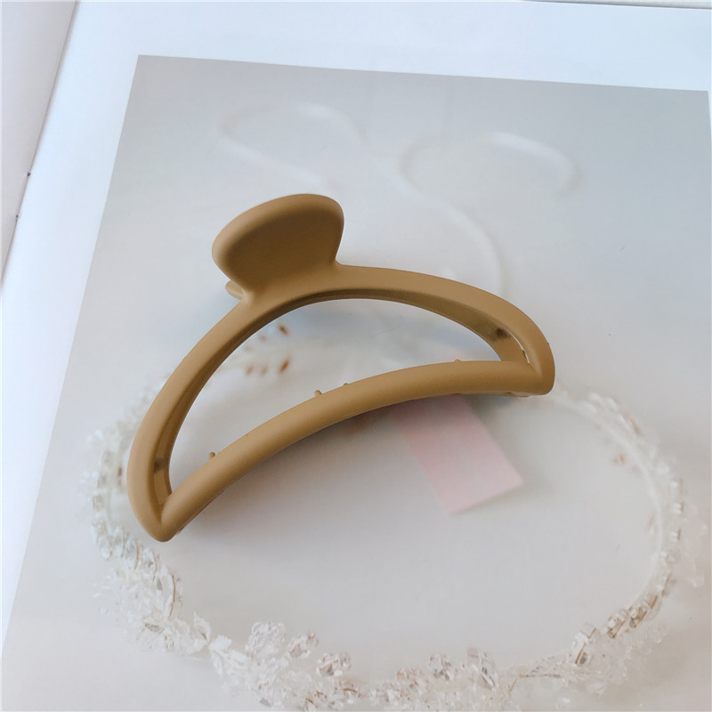 Estilo coreano simple clip de todo partido esmerilado hueco-hacia fuera de la pinza de pelo curvado medio rasguño Cola de Caballo clip de baño horquilla accesorios para el cabello