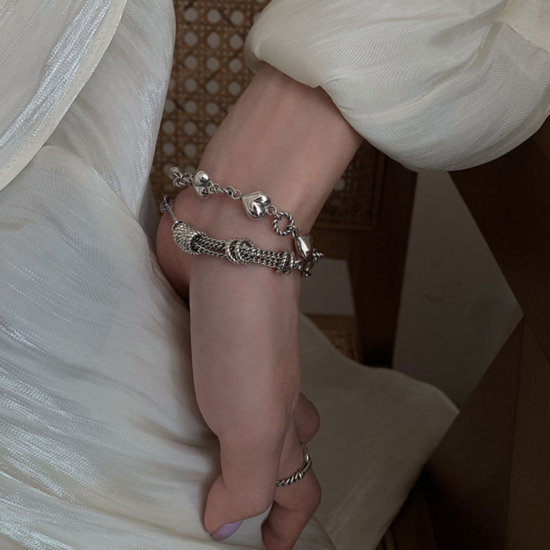 Retro Love Tassel Bracelet Women's ins Niche Design Exquisite Cold Style 925 Sterling Silver Light Luxury High-end Jewelry Retro Love Tassel Bracelet Women's ins Niche Design Exquisite Cold Style 925 Sterling Silver Light Luxury High-end Jewelry