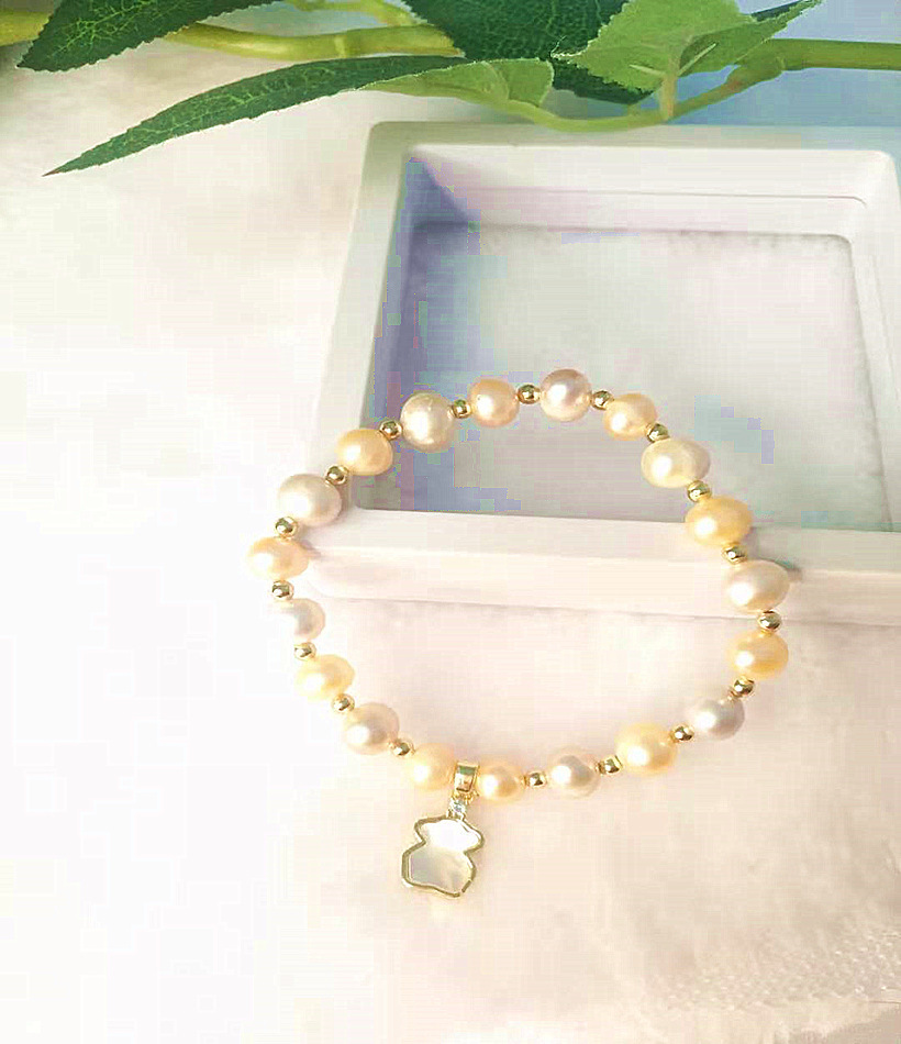 New Retro Natural Pearl Bracelet for Women High-end Design Shell Jewelry Luxury Jewelry Bracelets for Girlfriend Holiday Gift