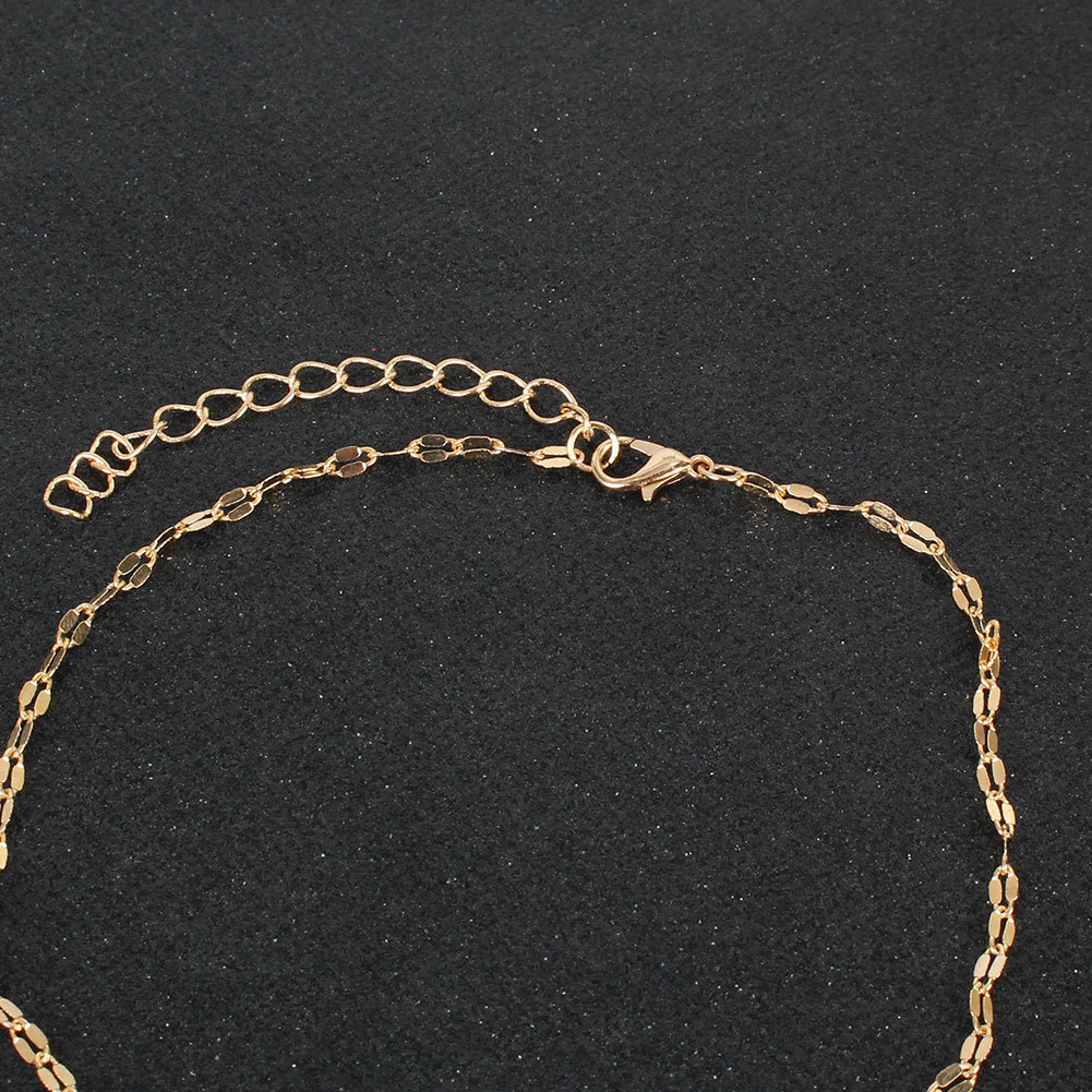 Alloy Single Layer Clavicle Chain Gold  Fashion Necklace display picture 3