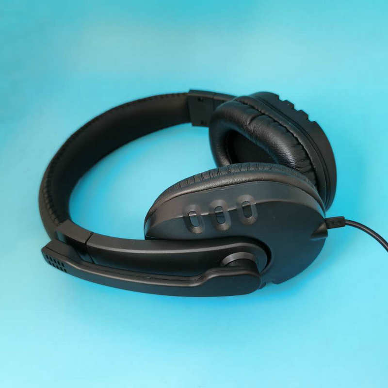 USB接口头戴式游戏耳机电脑有线耳机1.5m皮质线控带麦耳机批发