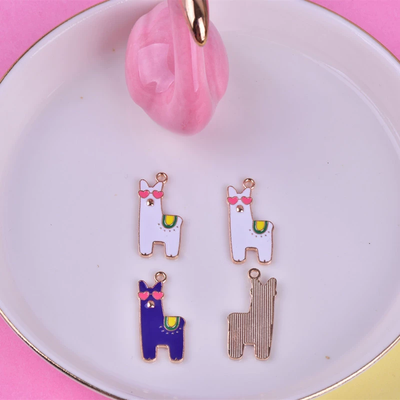 Fashionable golden alpaca, accessory with accessories, earrings, bracelet, pendant, DIY