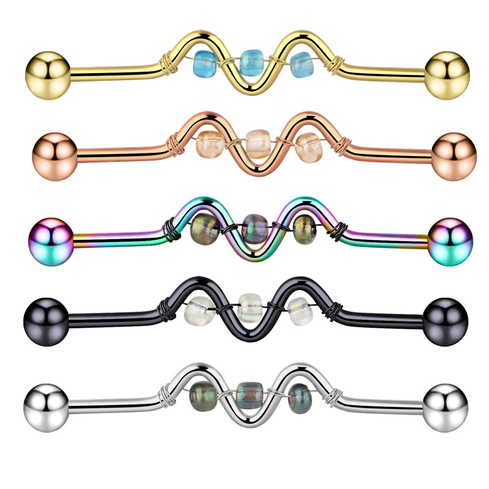 16G labret stud size and finish detail