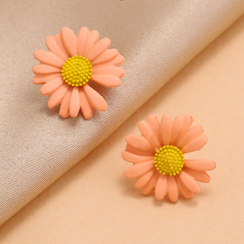 Fashion New Trend Simple Earrings Nihaojewelry Wholesale Sweet Sen Super Sunflower Daisy Flower Earring display picture 13