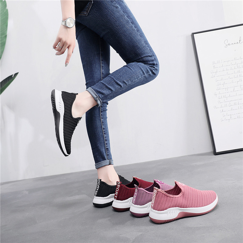 飛織單鞋女秋季新款時尚運動風休閑鞋老北京布鞋舒適壹腳蹬媽媽鞋